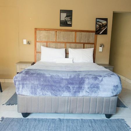Bed and Breakfast Ondangwa Rest Camp Zewnętrze zdjęcie