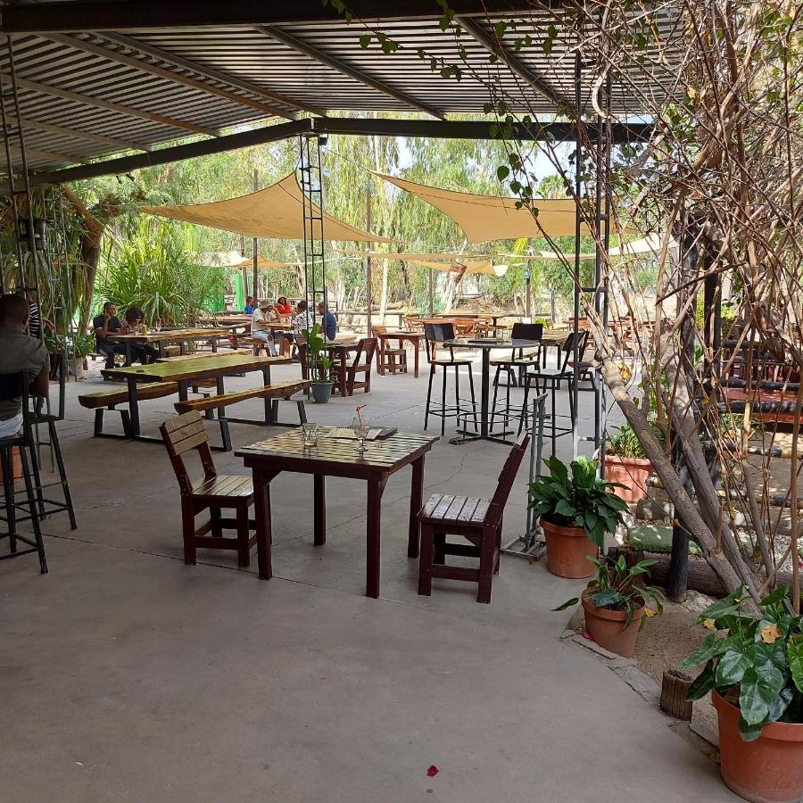 Bed and Breakfast Ondangwa Rest Camp Zewnętrze zdjęcie